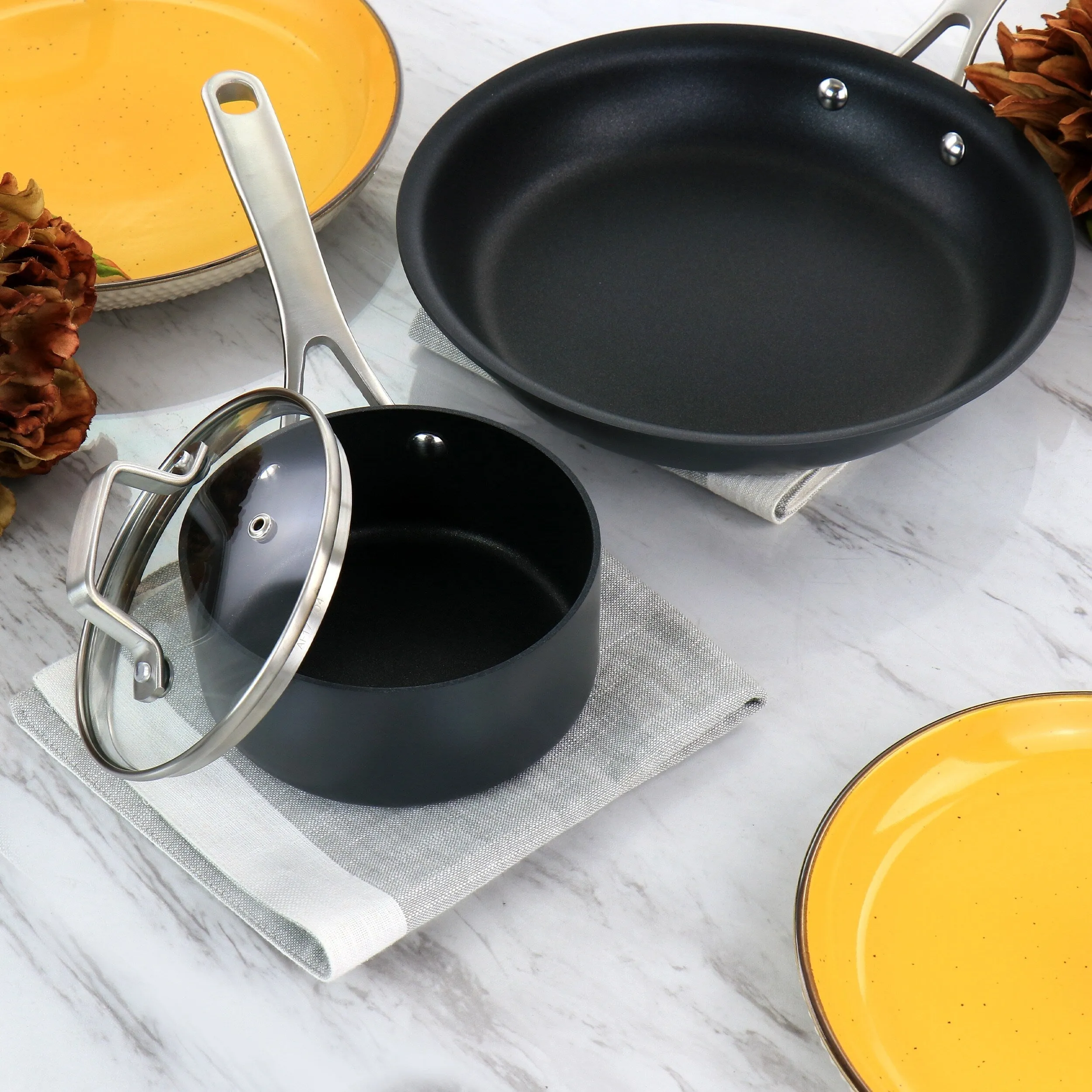 10 Piece Aluminum Nonstick Cookware Set in Black