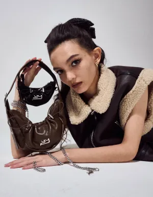 BABY SASHA KEYRING BAG - GLOSSY BLACK