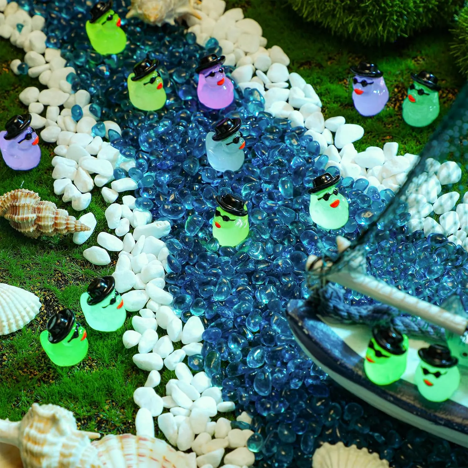 Barydat 200 Pcs Mini Resin Ducks Bulk Glow in The Dark Colorful Tiny Cowboy Duck to Hide Miniature Dollhouse Ornament for Summer Birthday Micro Fairy Landscape Aquarium DIY Craft Cake