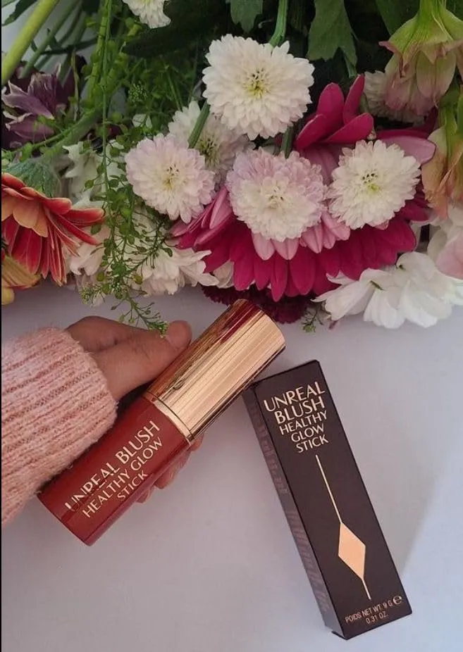 CHARLOTTE’S UNREAL BLUSH HEALTHY GLOW STICK CHERRY GLOW