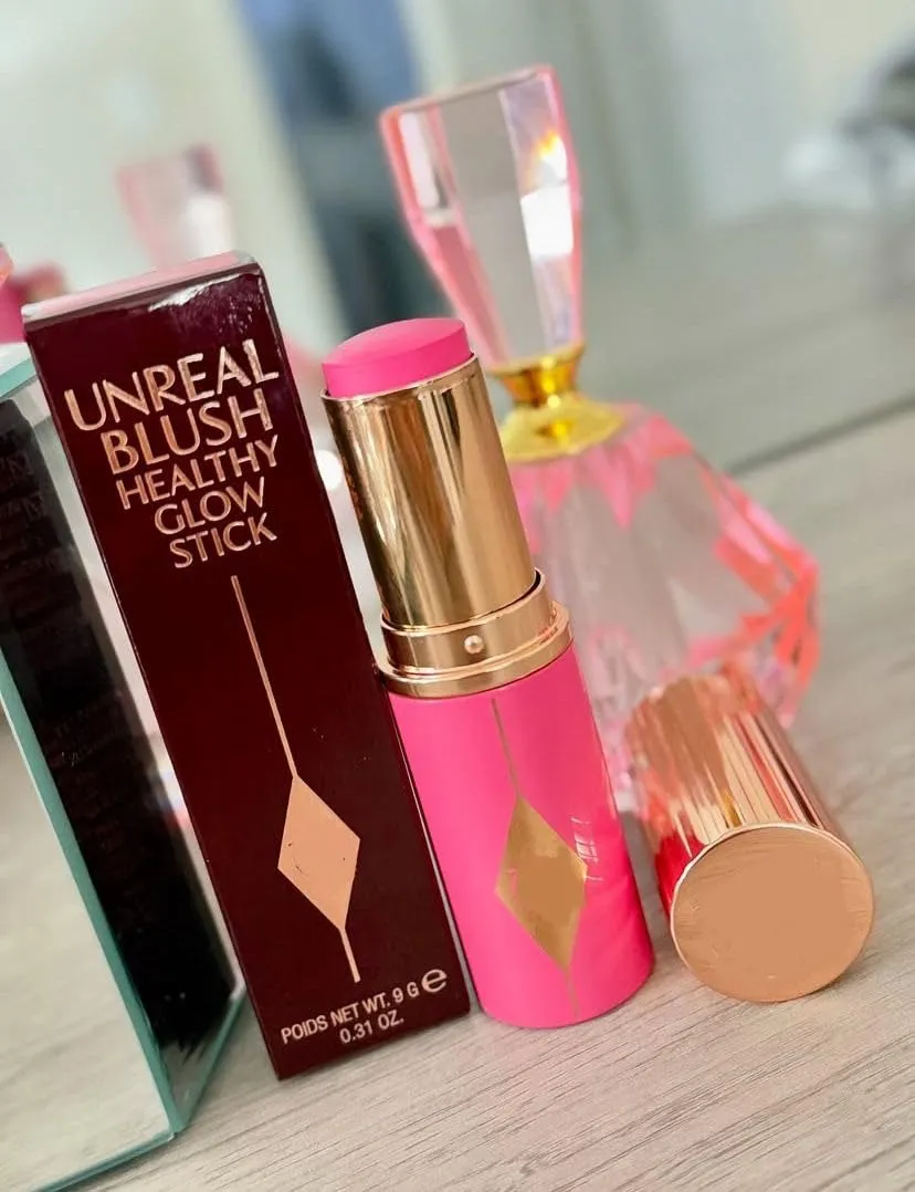 CHARLOTTE’S UNREAL BLUSH HEALTHY GLOW STICK PINKY GLOW