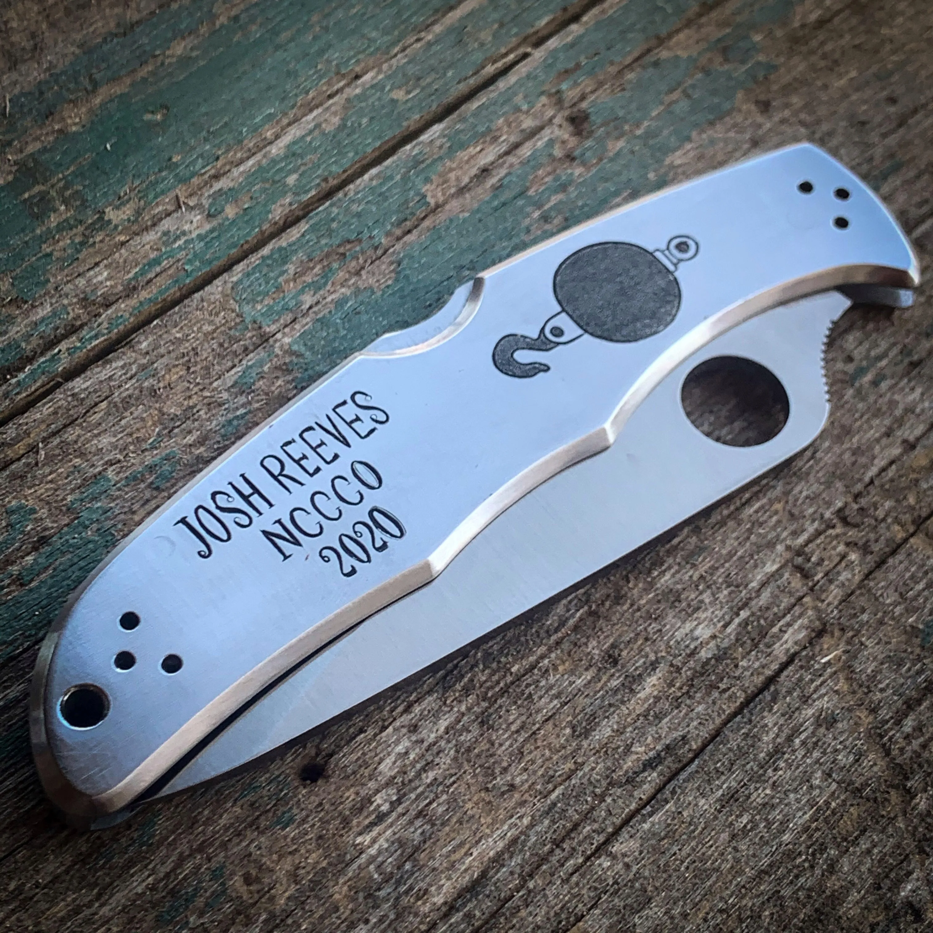 Custom Engraved Pocket Knife