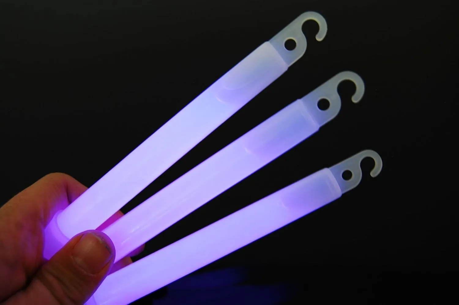 DirectGlow 6 inch 15mm Premium Bright Neon Glow Sticks with Lanyards Glow Party Supply Birthday Holiday 10-12 Hour Glow (Purple, 50 Count)