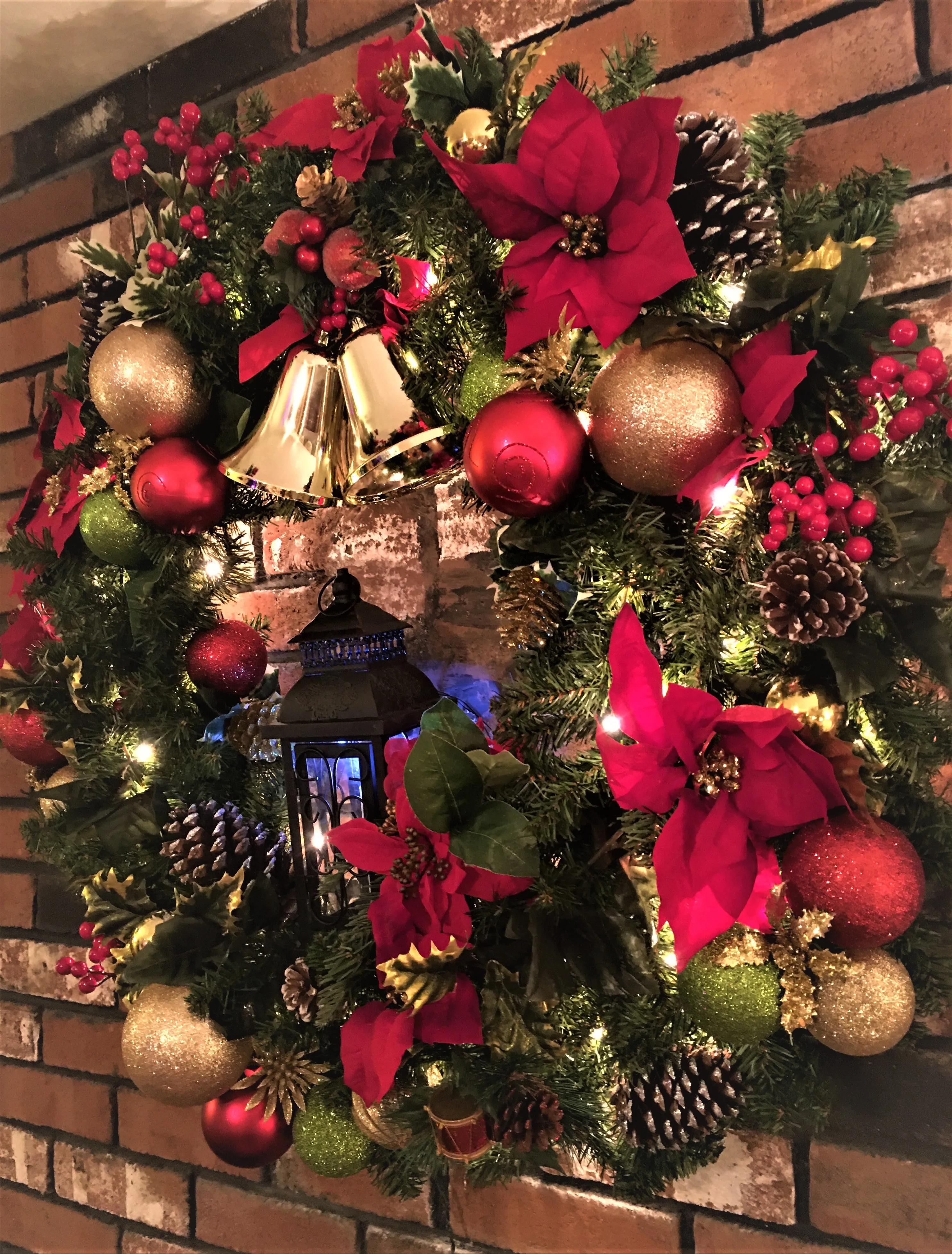 Embrace the Magic of the Season with Our Enchanting Christmas Wreath 30"X8"H