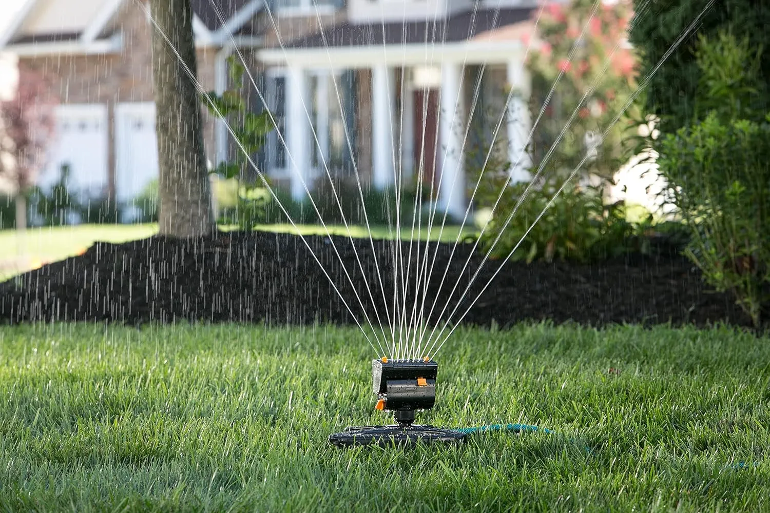 Melnor 65131AMZ MiniMax Turbo Oscillator Sprinkler, 4000 sq. ft., 4-Way Adjustable, Quick Connect Bundle, Black, Yellow