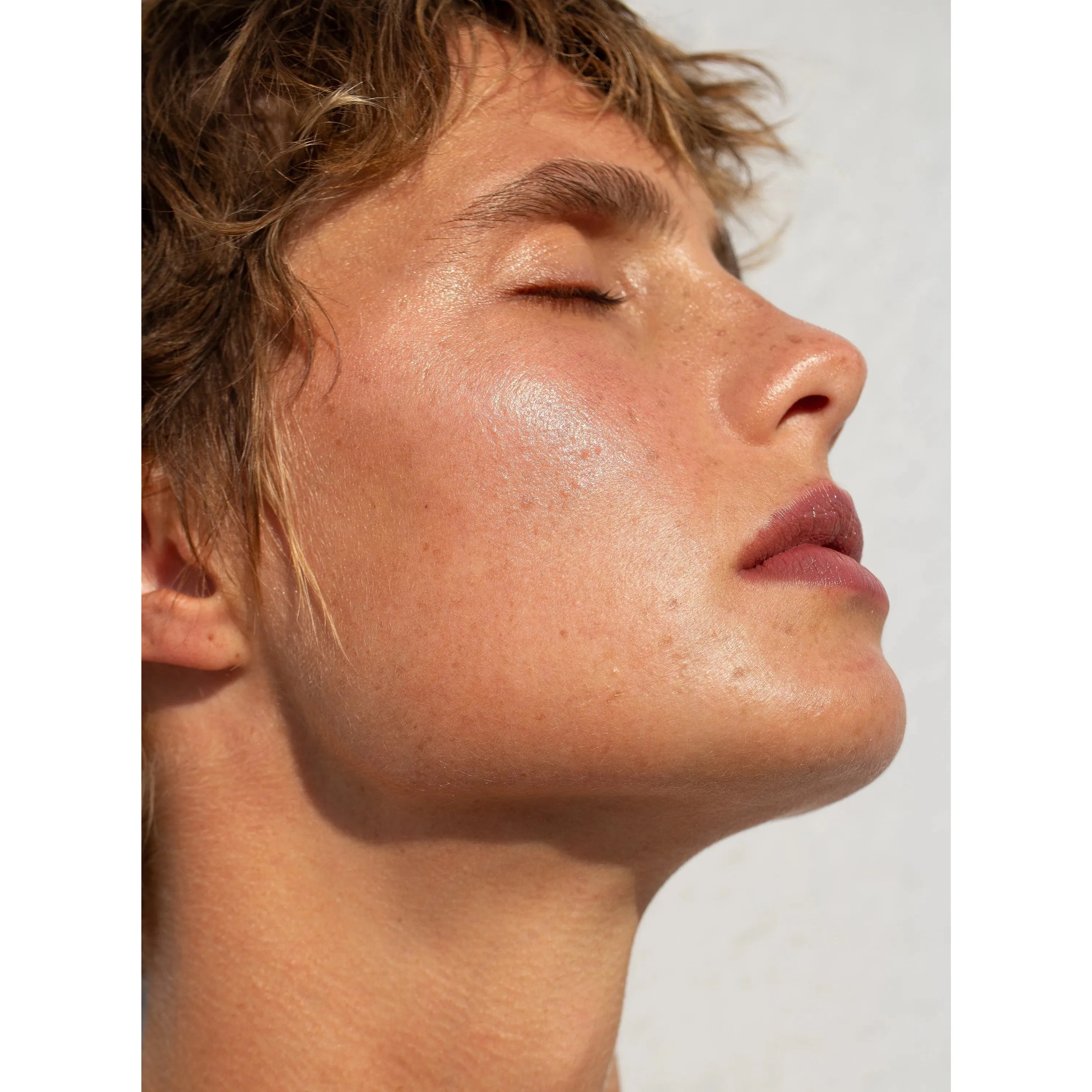 NOTO HYDRA HIGHLIGHTER STICK // FACE   BODY