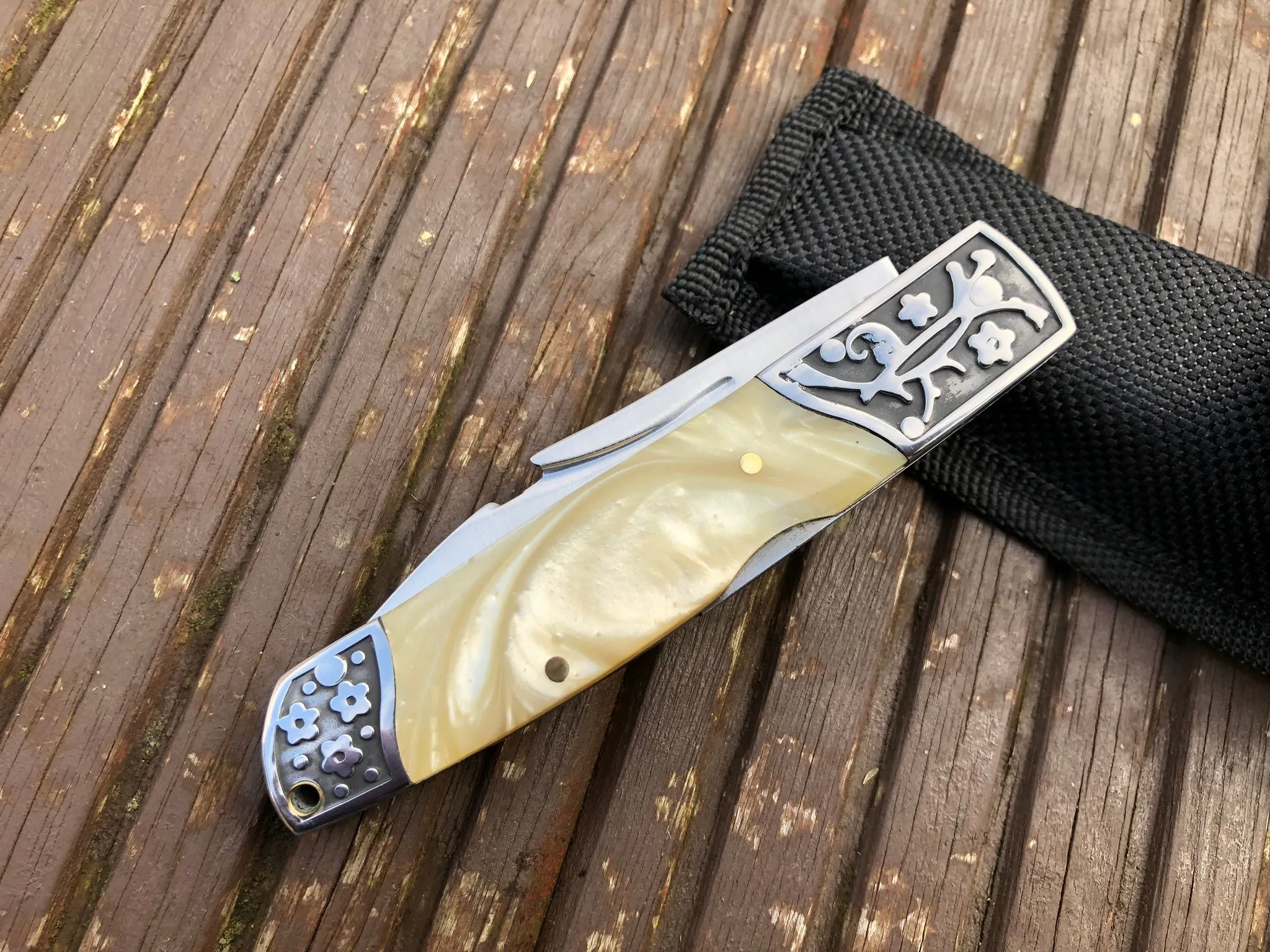 Perkin Knives Folding Pocket Knife Stainless Steel Camping and Outdoor FB0144-3W