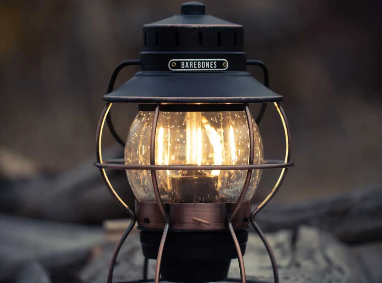 Railroad Lantern | Bronze
