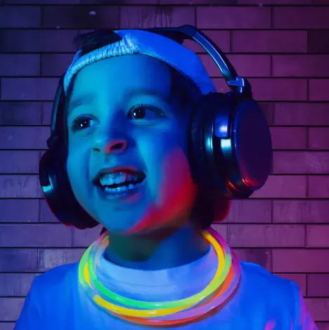 Snap And Glow Glow Sticks 50 Piece Party Pack