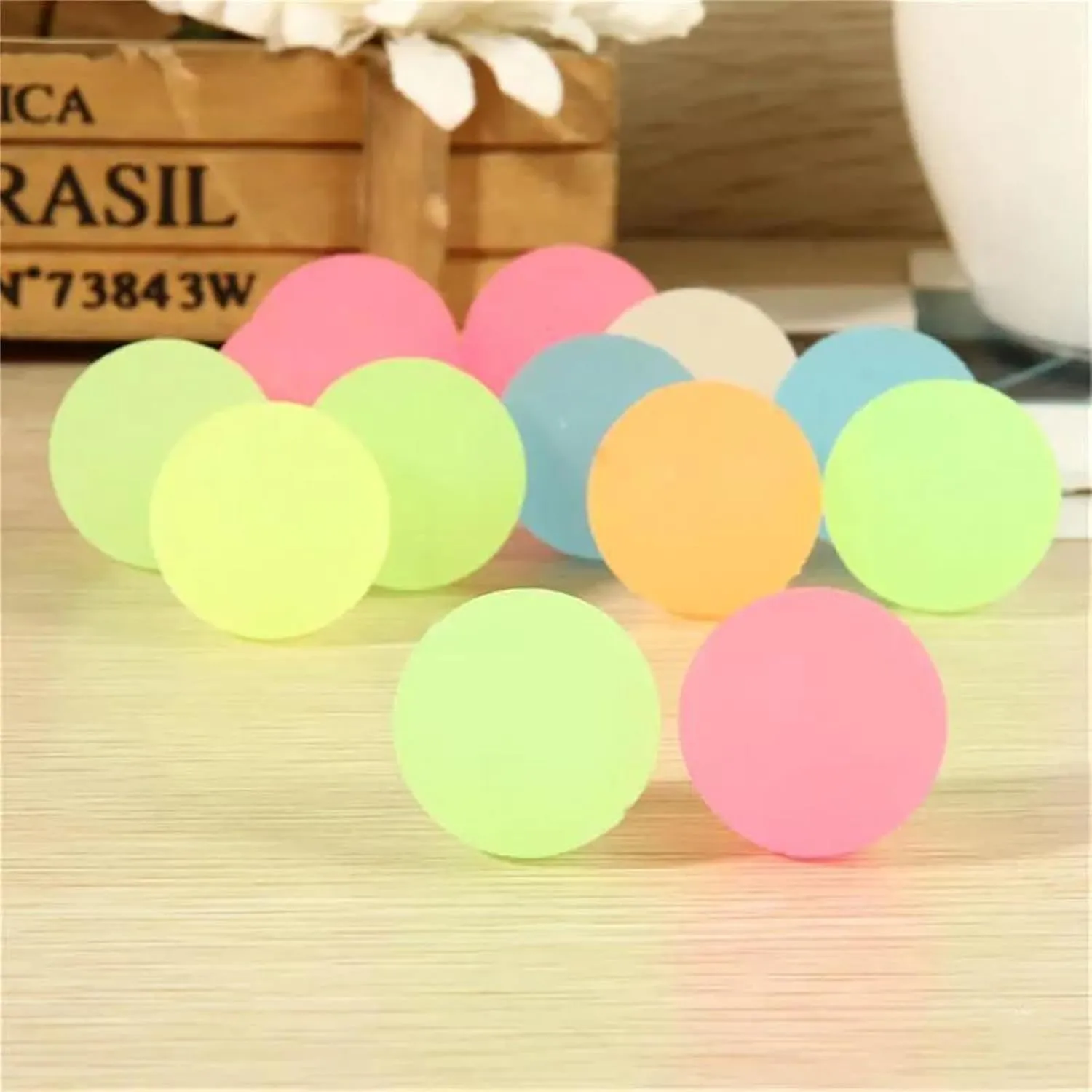 Sticky Squash Balls, Globes Sticky Balls, Goobless Balls, Sticky Balls for Ceiling, Glow in The Dark Sticky Balls That Stick to The Ceiling, Sticky Ceiling Balls, Glow in The Dark Sticky Balls
