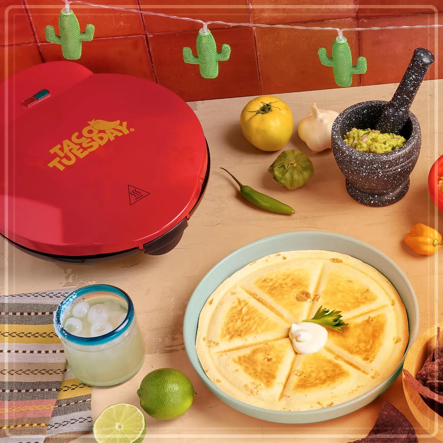 Taco Tuesday Deluxe 10-inch 6-Wedge Electric Quesadilla Maker with Extra Stuffing Latch, Red