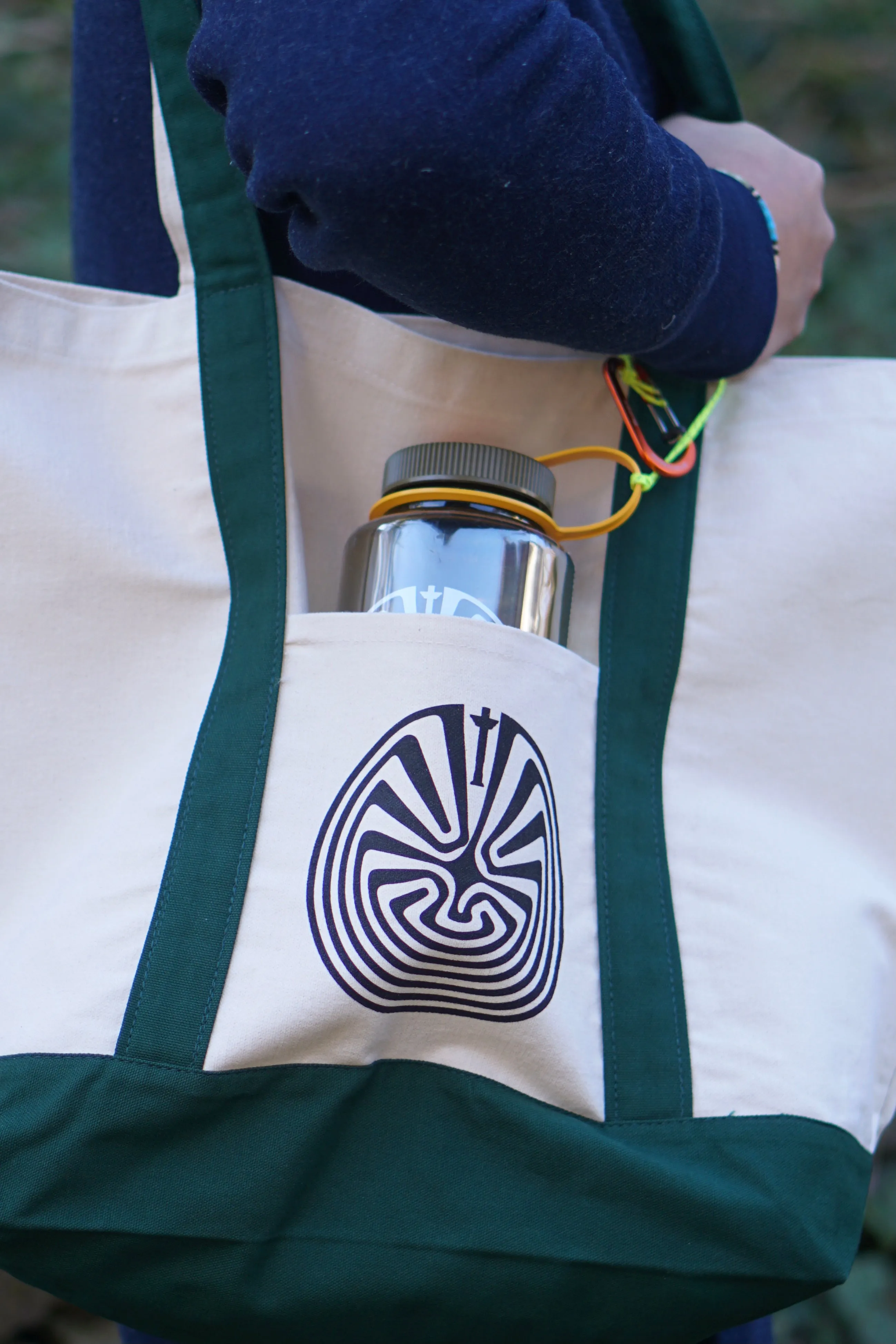 Totem Brand Co. x Nalgene "Totem in the Maze" 32 oz. Tritan Wide Mouth Bottle - Seafoam/Iridescent-Platinum