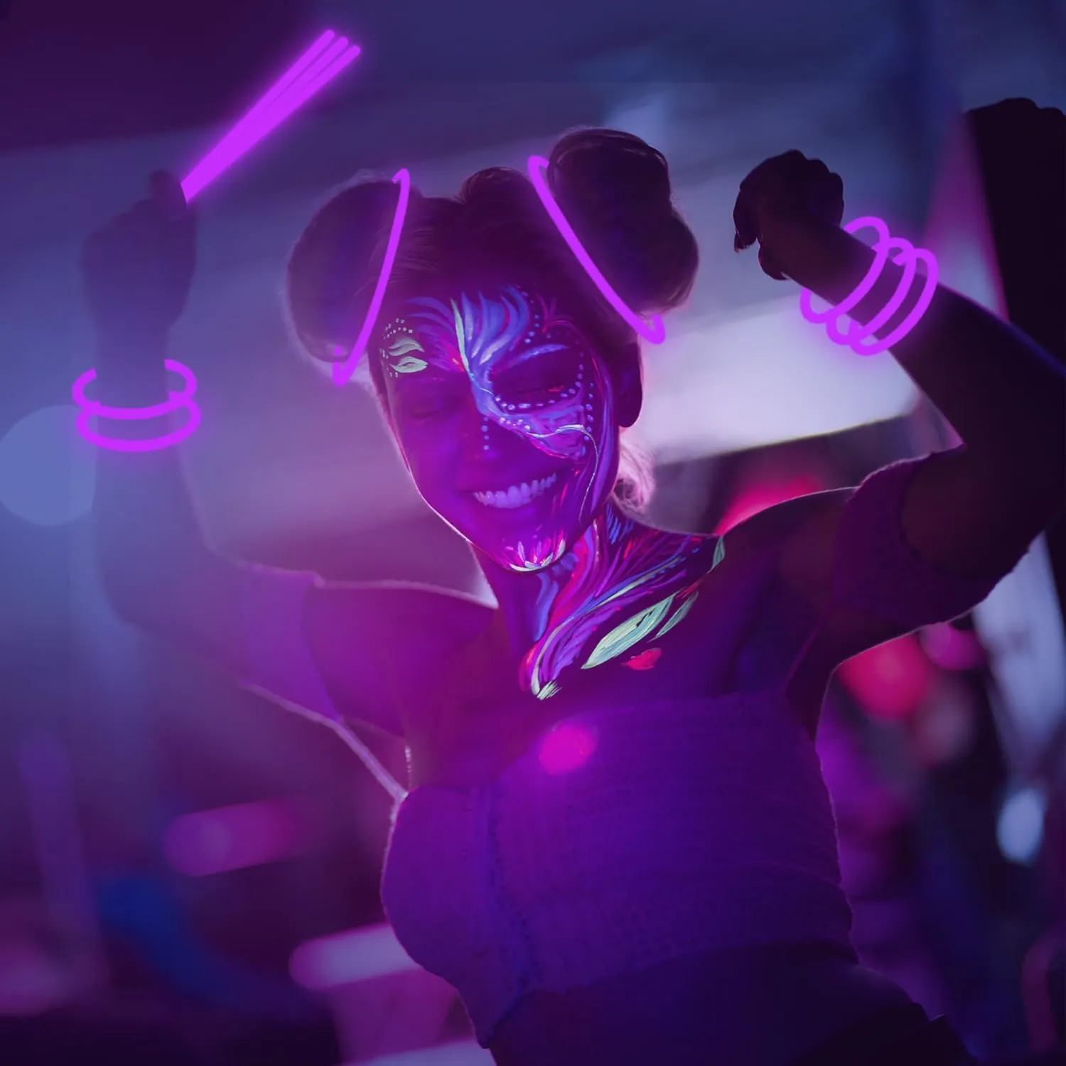 YOFOBU150 Pack Purple Glow Sticks Bulk Glow Bracelet and Necklaces with Connectors 8" Glowsticks for Halloween ThanksGiving New Year Wedding Birthday Carnival Light Up Neon Party Favors